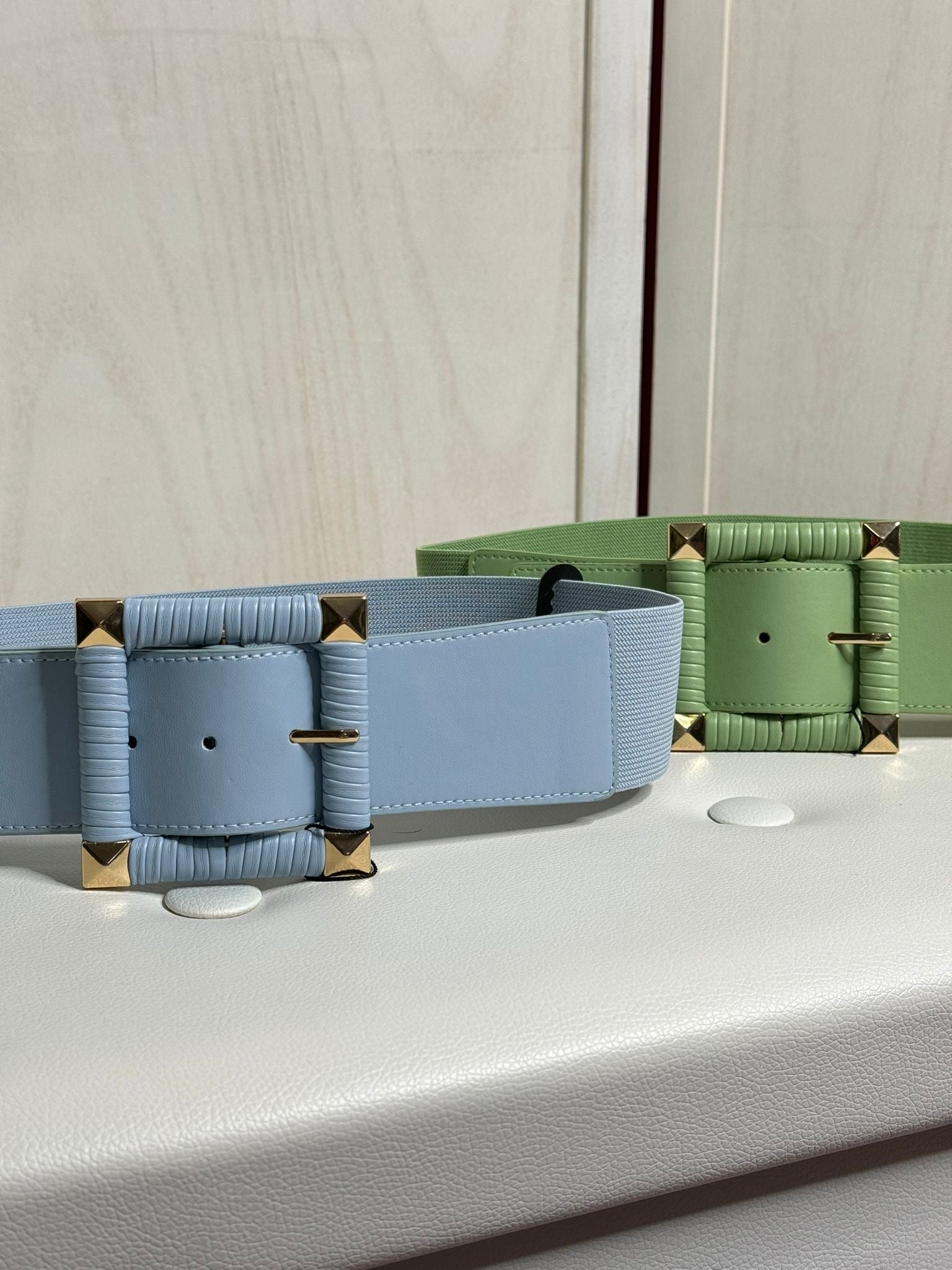 Cintura azzurra e verde acqua