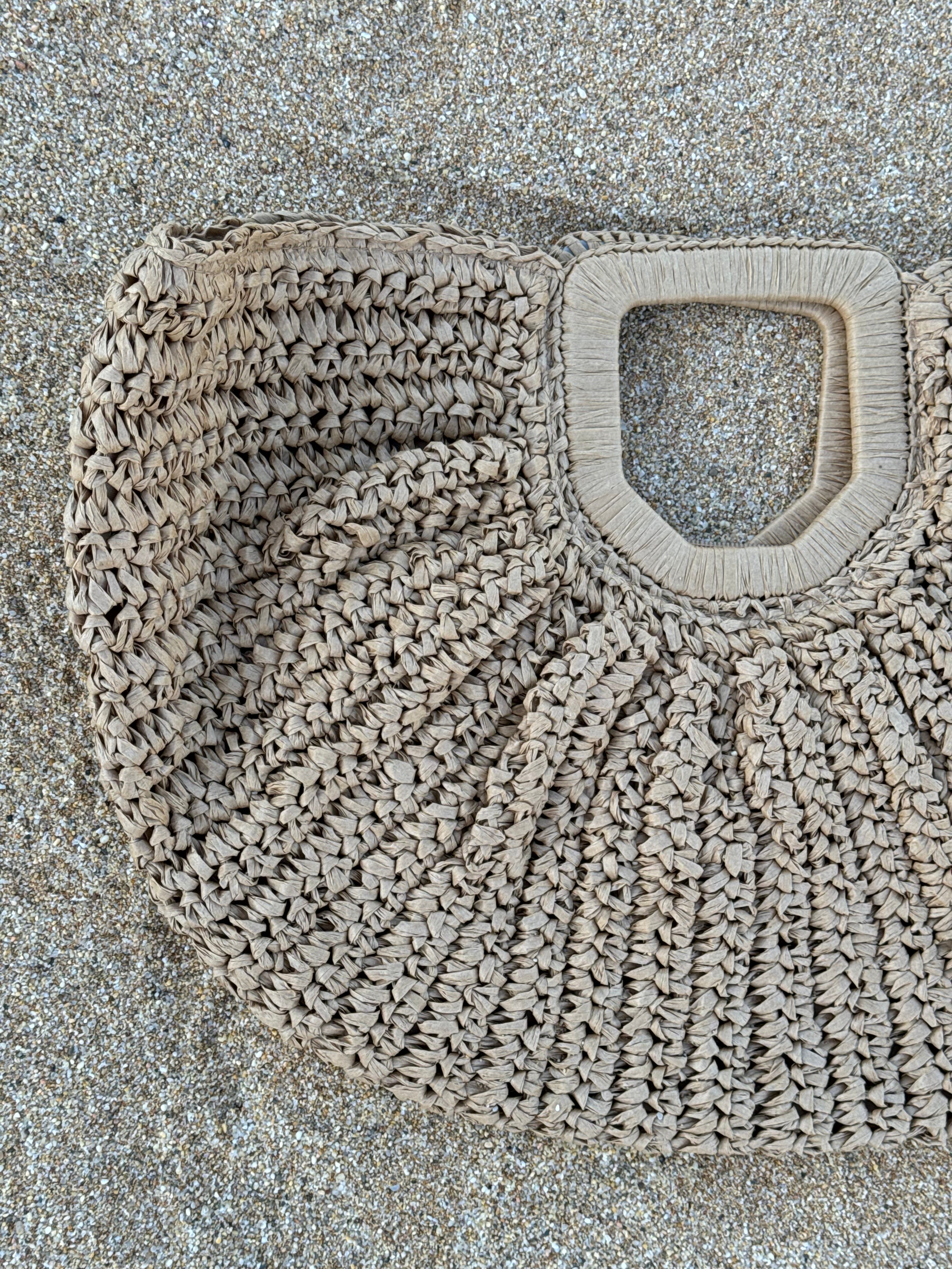 Borsa Mezza Luna con Manici Rigidi