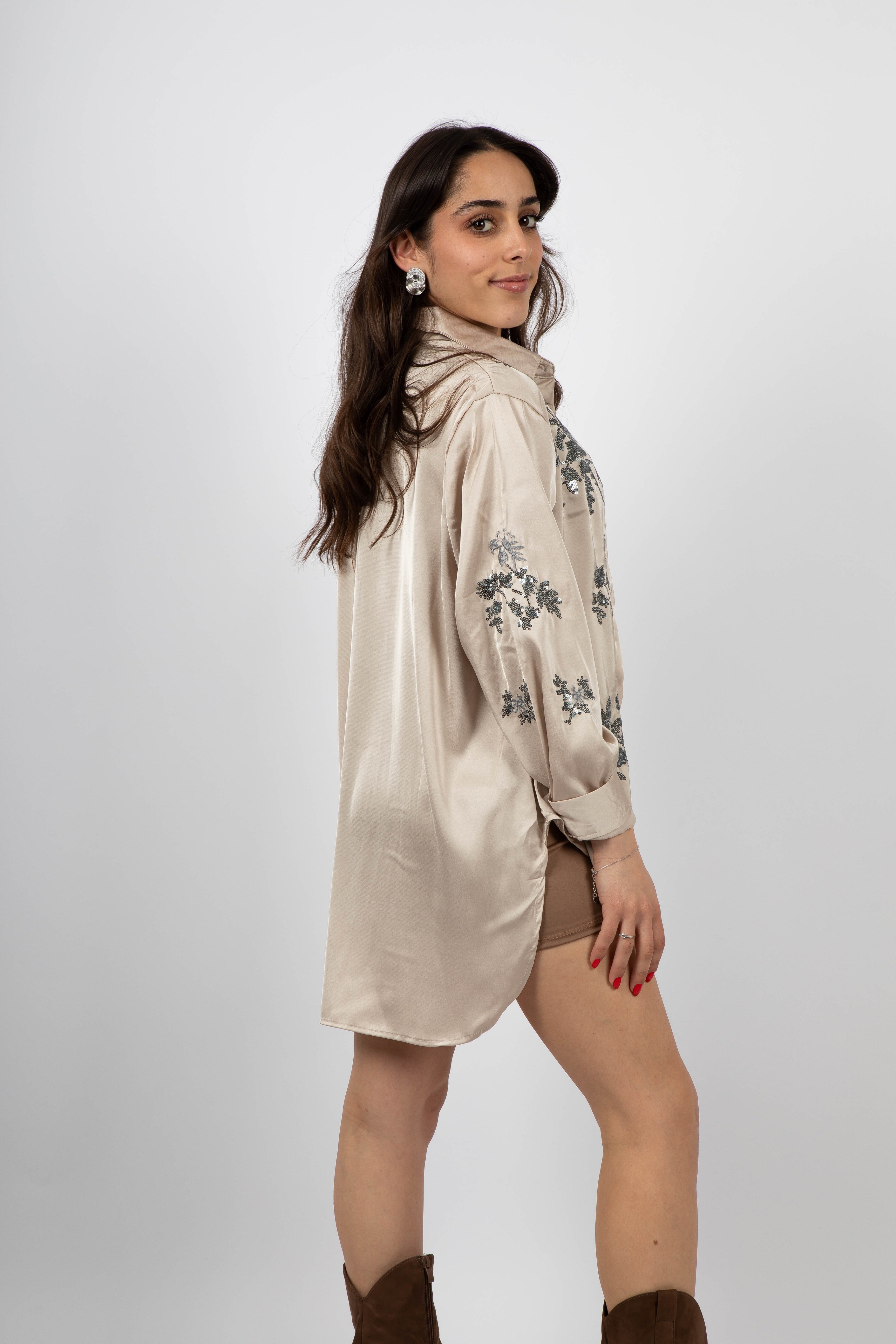 Camicia con dettagli paillettes