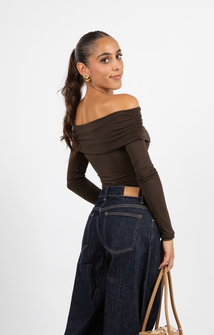 Body con scollo a barca