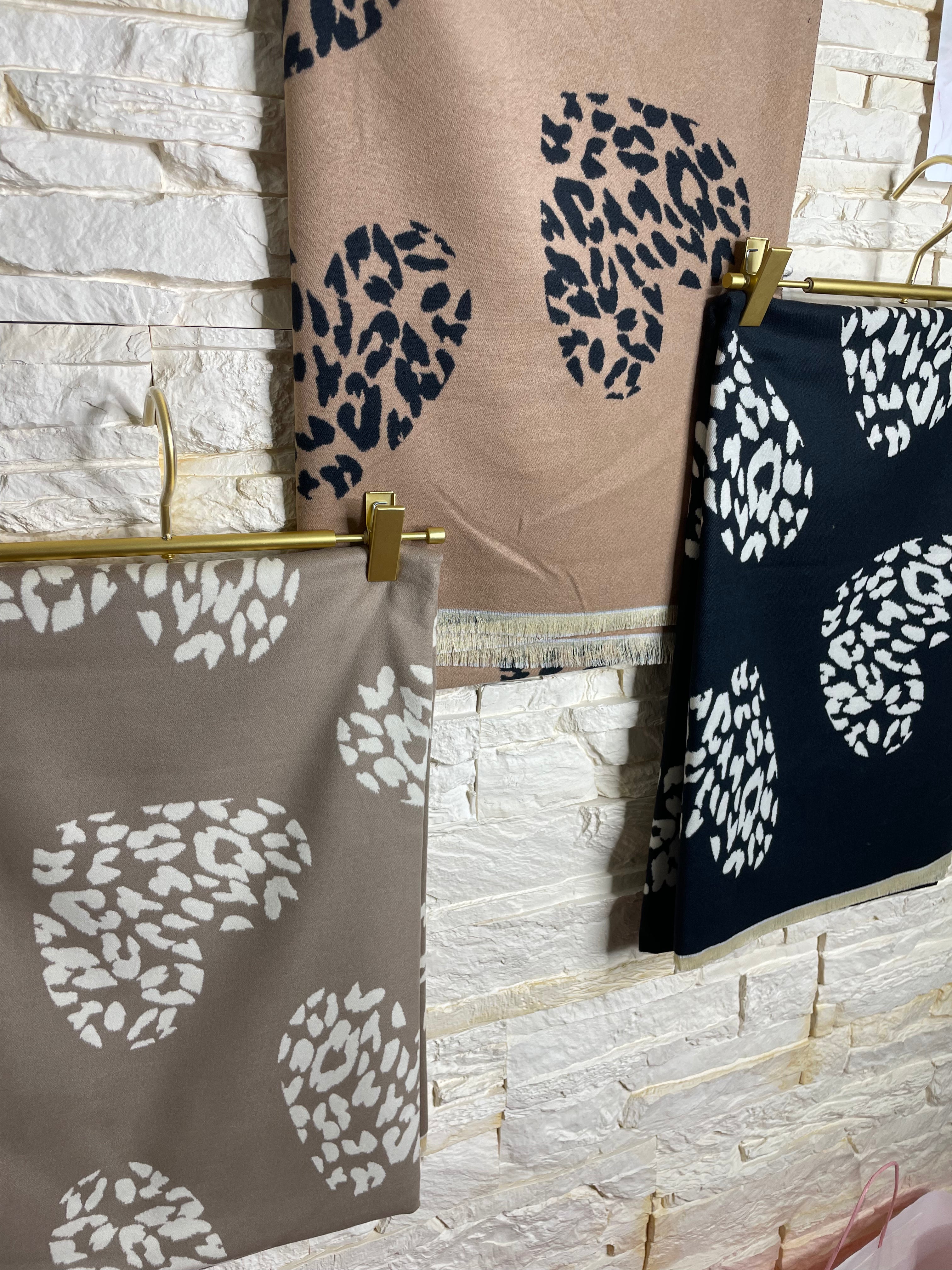 Pashmina cuori leopardati