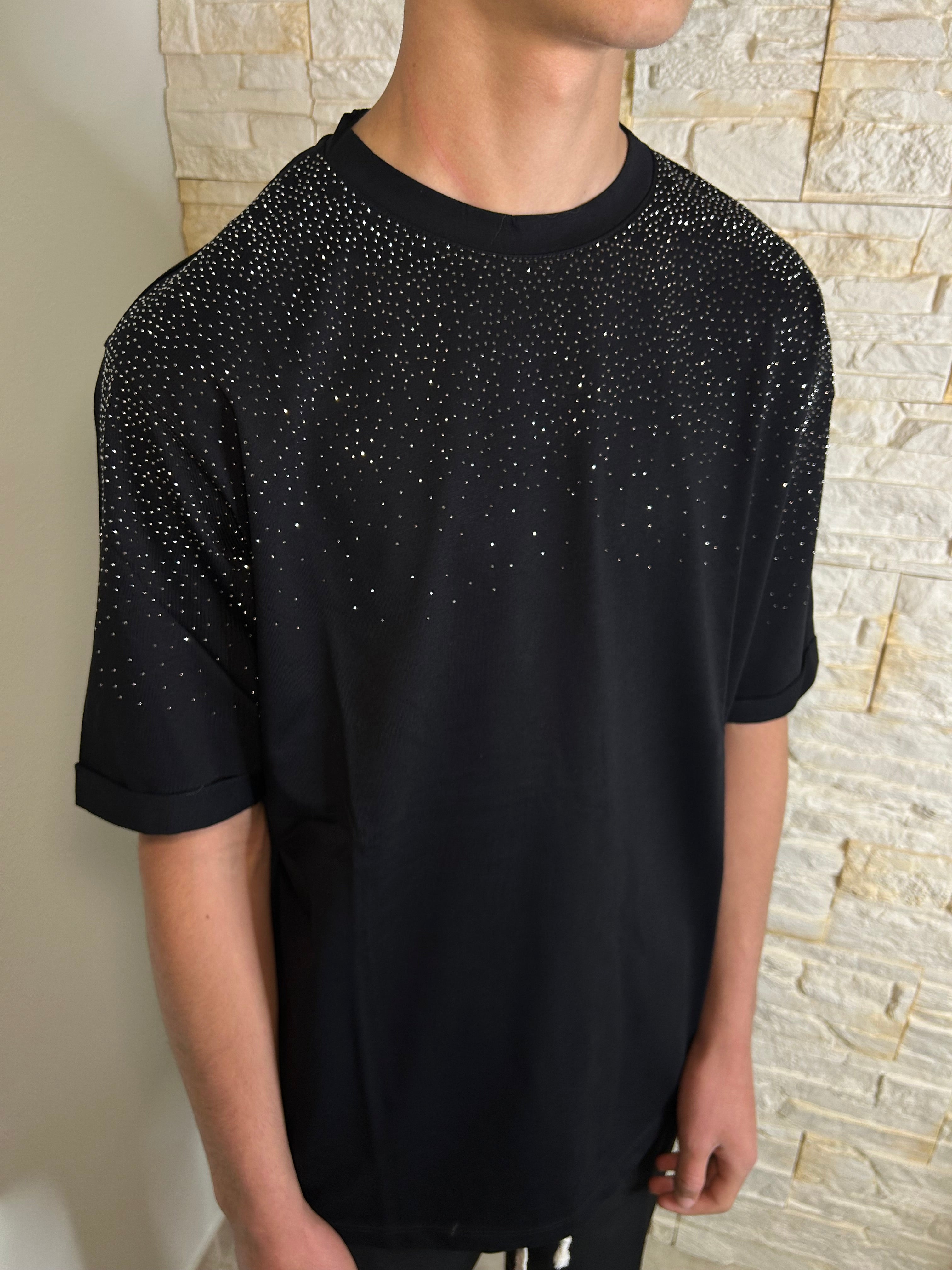 Maglia nera con strasss